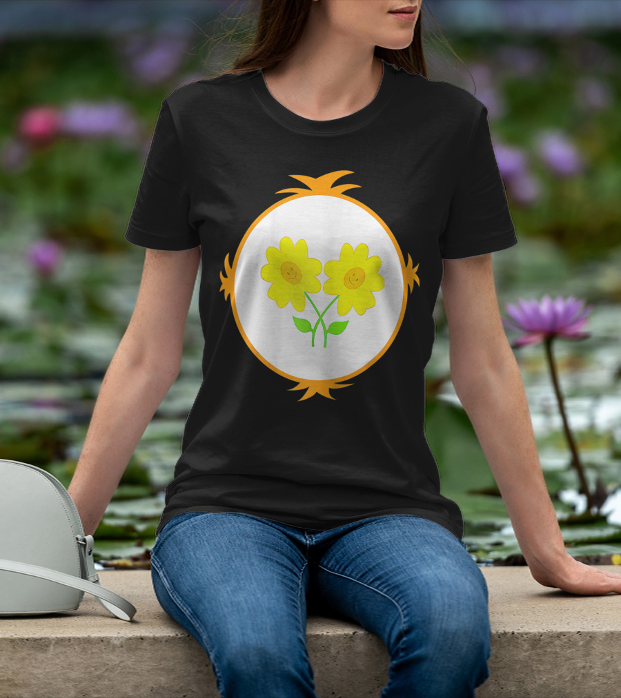 I Care Funny Halloween Bear Costume Best Friend Smiling Flowers T-Shirt