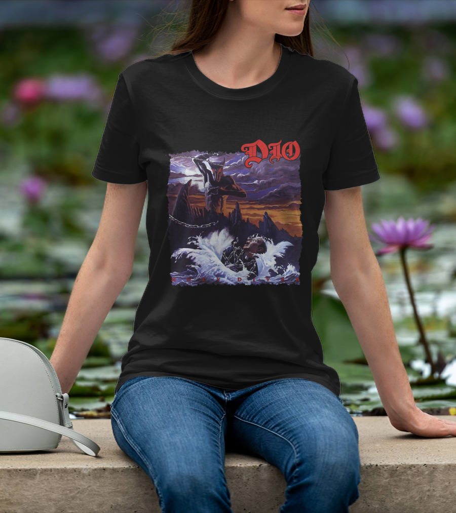 Dio Holy Diver Vintage Album Artwork Ocean Demon And Chains T-Shirt