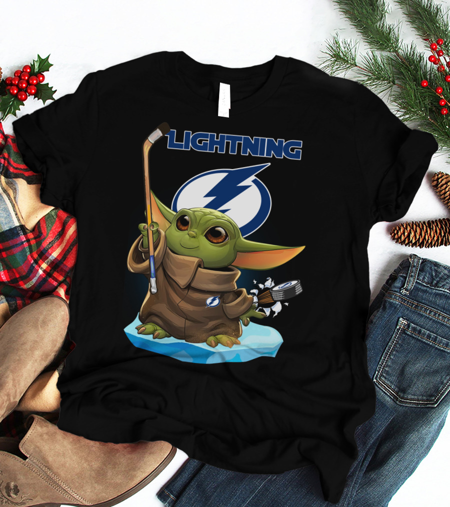 Baby Yoda Hockey Enthusiast Tampa Bay Lightning Nhl Mashup T-Shirt