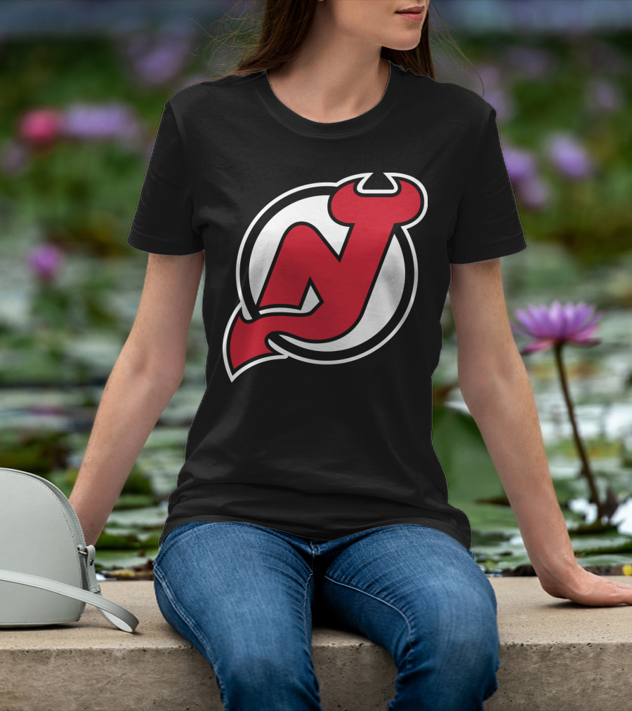 New Jersey Devils Nhl Team Logo Red N With Horns And Tail T-Shirt