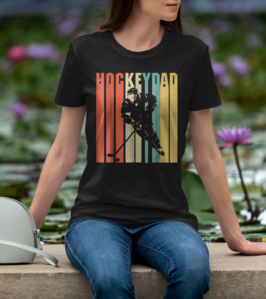 Classic Vintage Hockey Dad Player Silhouette Retro Stripes T-Shirt