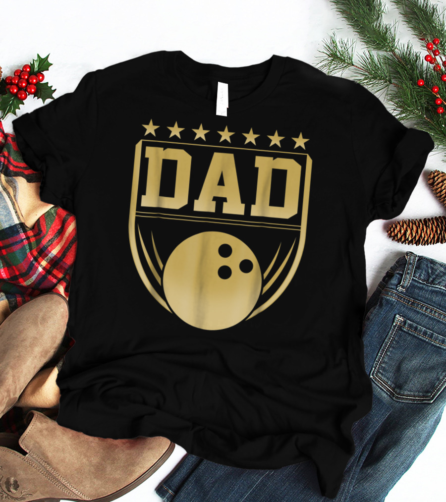 Dad Bowling Golden Shield Medal T-Shirt