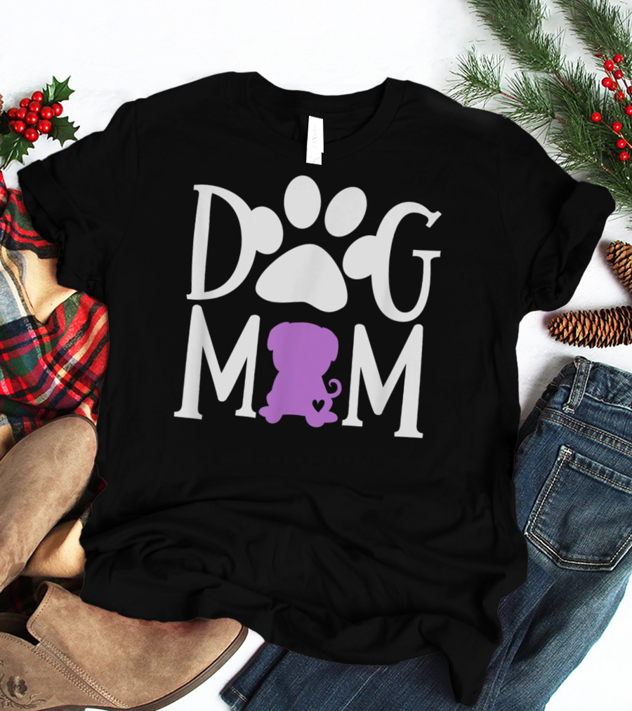 DOG MOM Paw Print Pug Silhouette Heart Dark92 T-Shirt