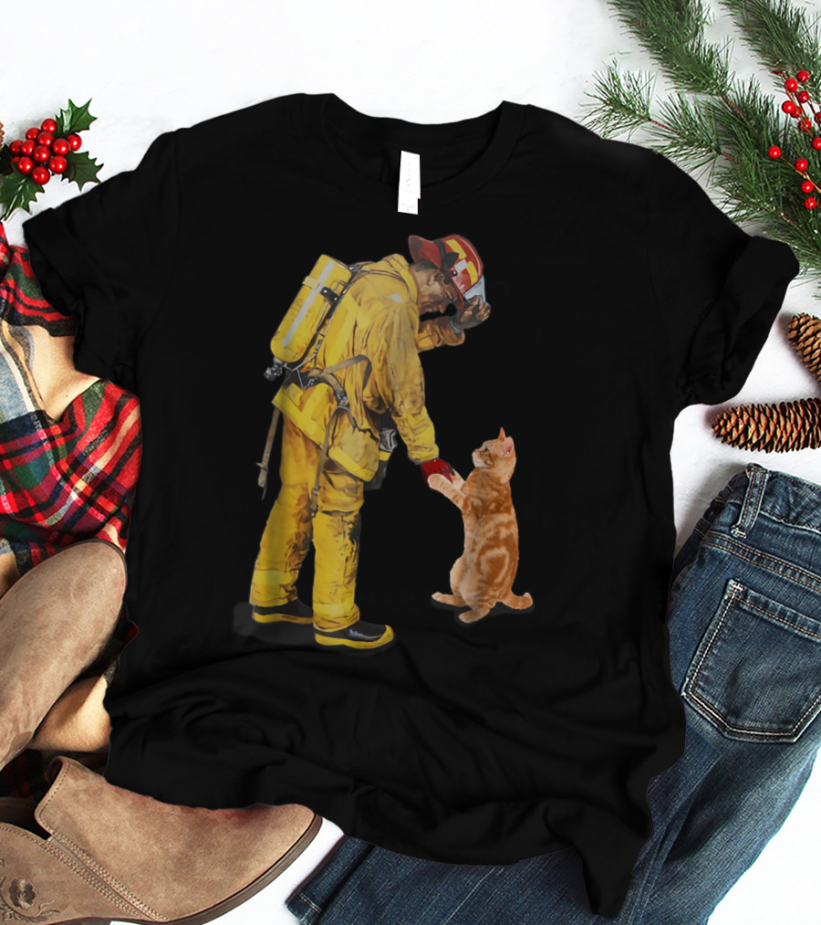 Cats Shaking Hands With Firefighter Mom T-Shirt