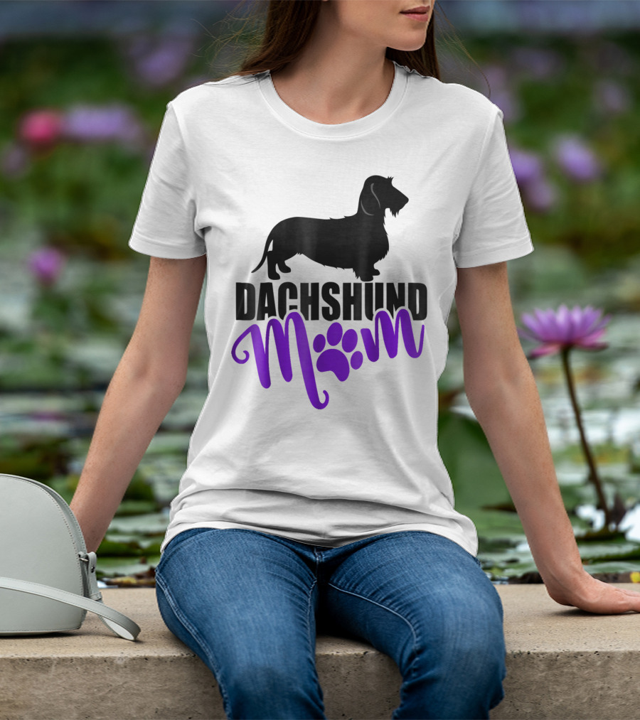 Dachshund Mom Wirehair Paw T-Shirt
