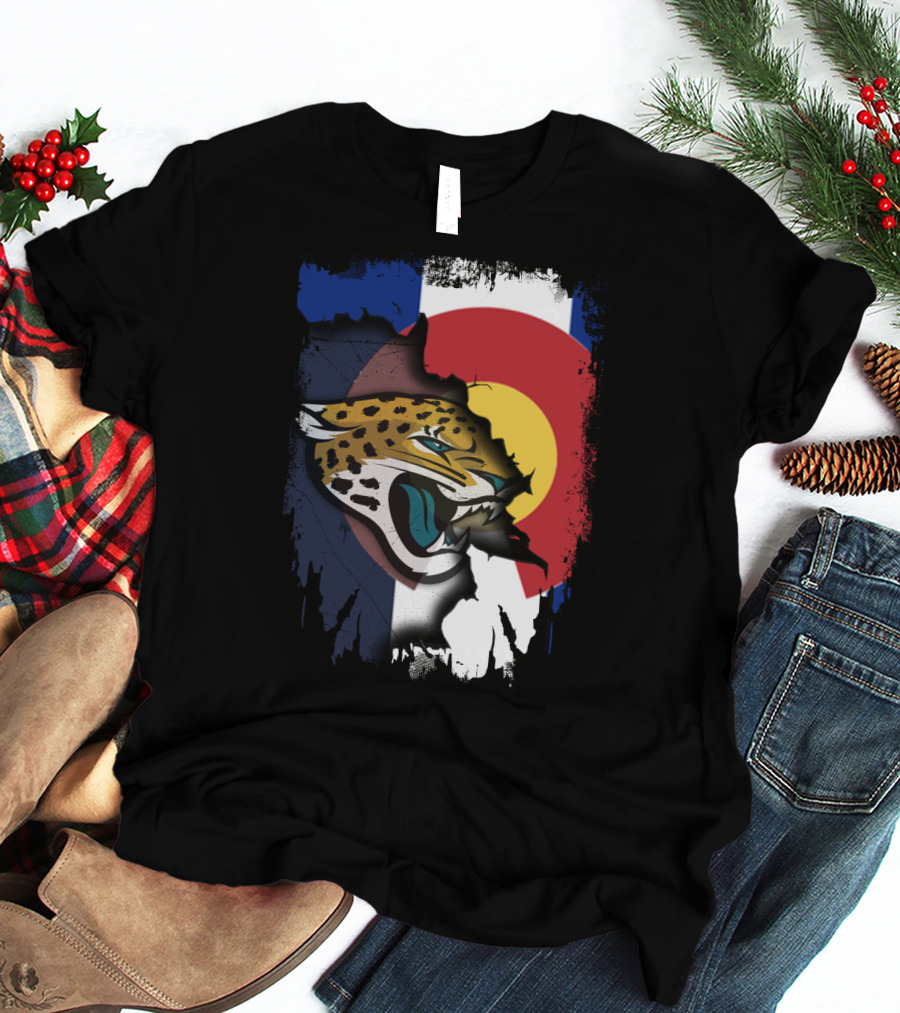 Colorado Flag With Jaguars Roaring Spirit T-Shirt