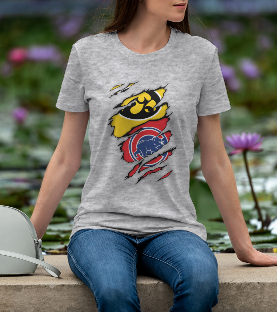 Chicago Cubs Iowa Hawkeyes Mashup T-Shirt