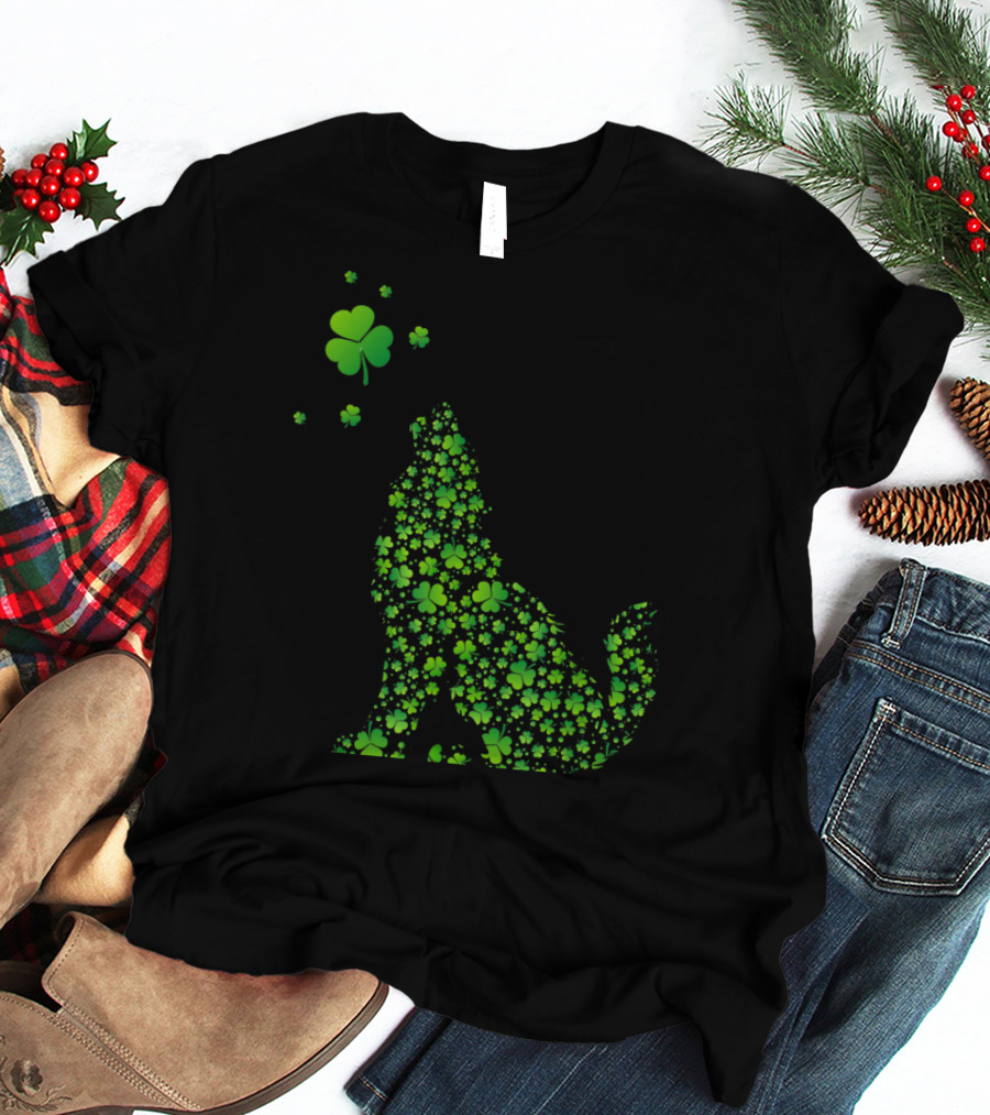 Shamrock Wolf Howling With Green Clover T-Shirt