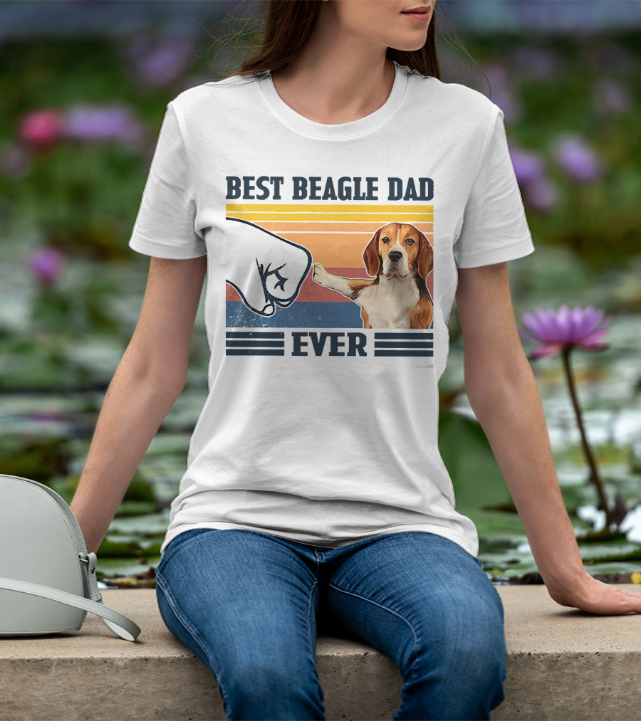 Best Beagle Dad Ever Vintage Fist Bump T-Shirt