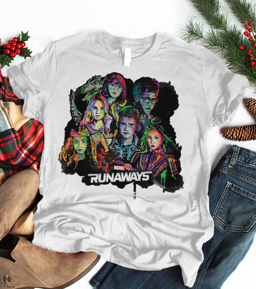 Marvel Runaways Vibrant Character Portraits Group Shot T-Shirt