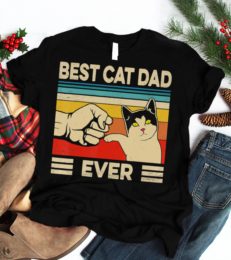 Best Cat Dad Ever Fist Bump Retro Cat T-Shirt