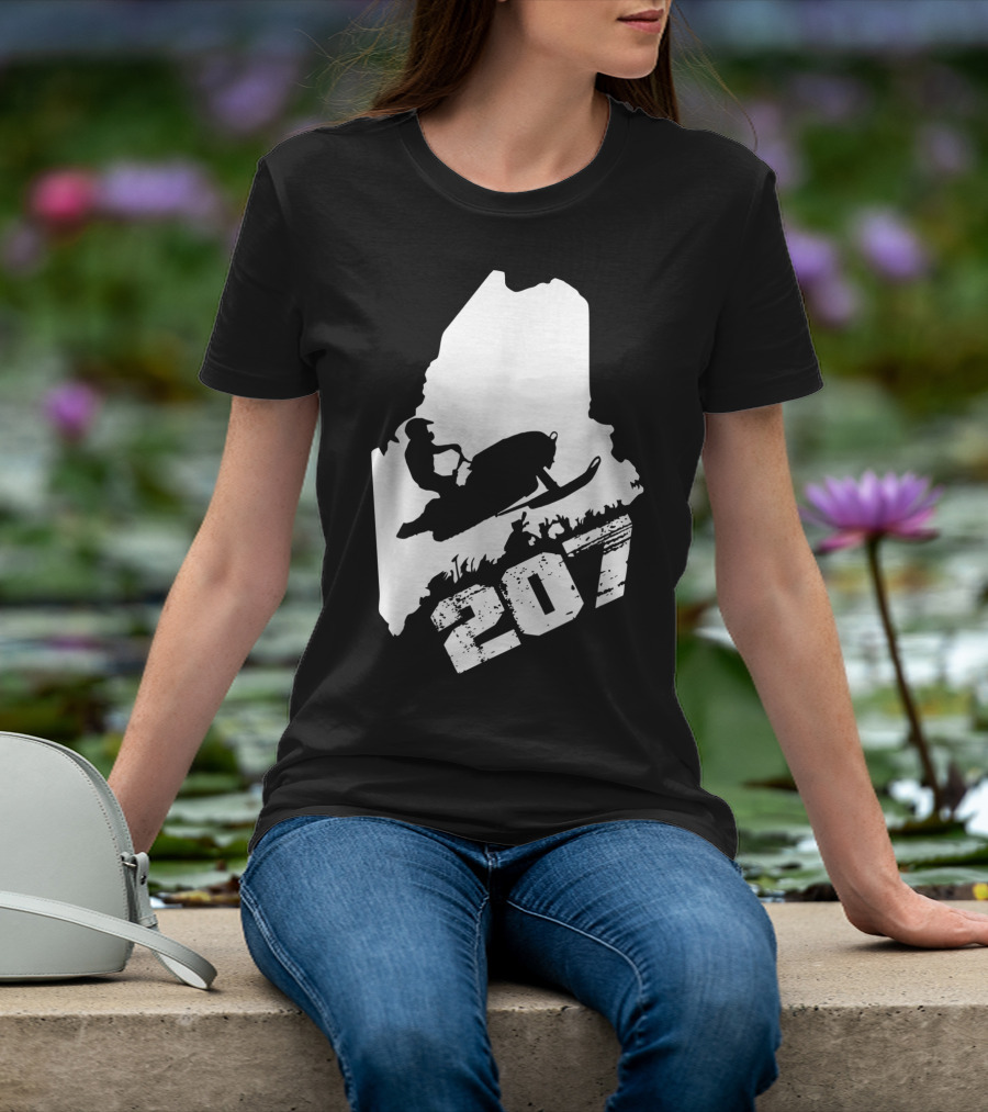 Maine 207 Snowmobile Silhouette In State Outline T-Shirt