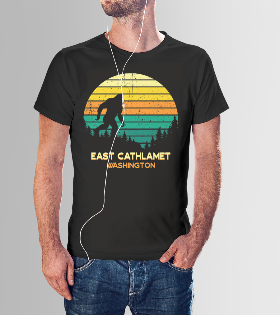 Vintage Sunset Bigfoot East Cathlamet Washington T-Shirt
