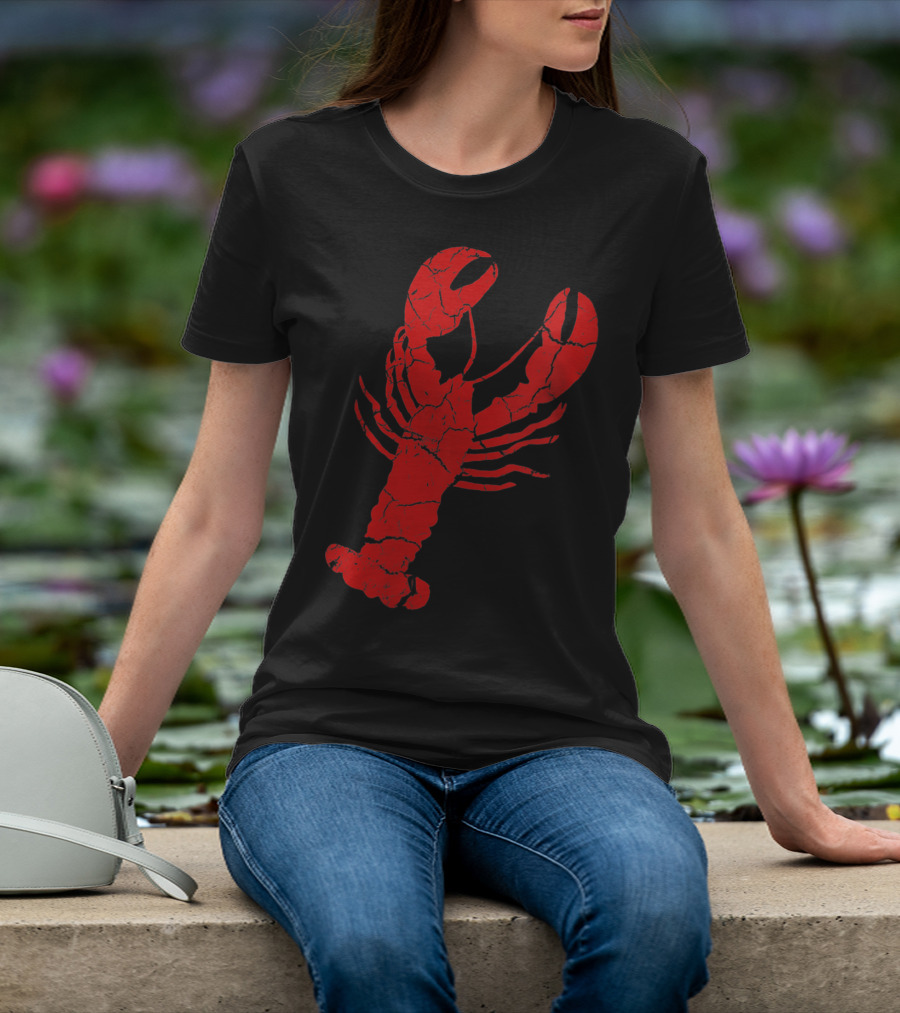 Vintage Lobster Print Red Cracked T-Shirt