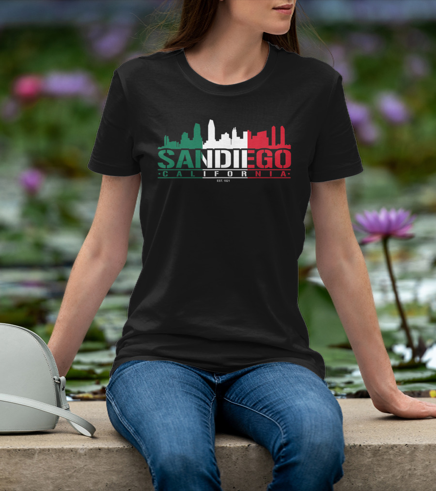 San Diego California Skyline Est. 1821 Classic Look T-Shirt
