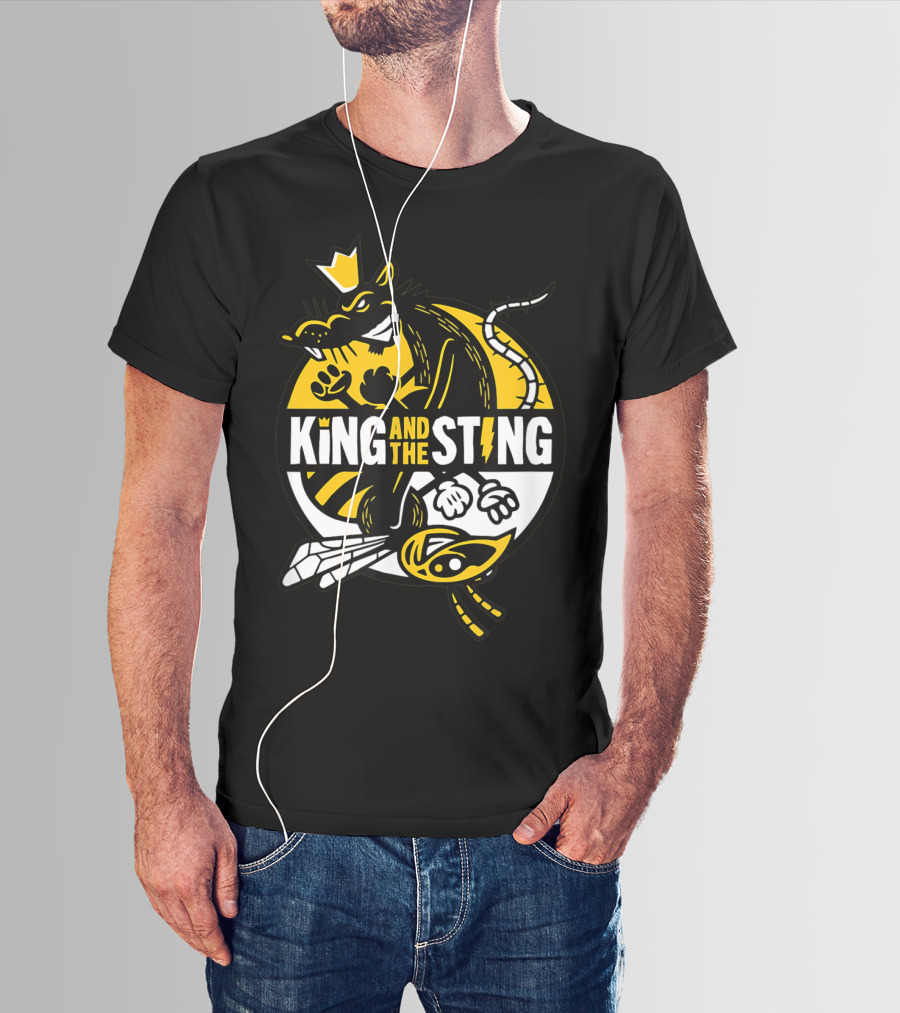 KING AND THE STING Crowned Rat And Bee Emblem T-Shirt