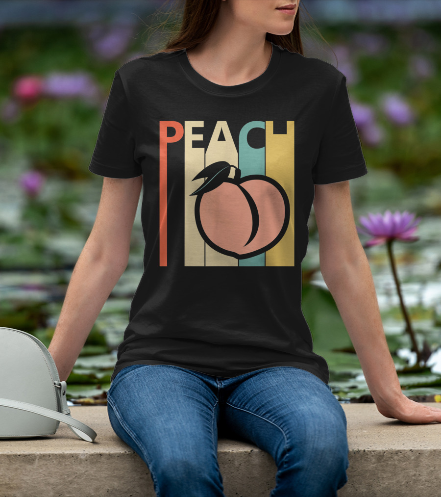 Vintage Peach Retro Fruit Emoji Peach T-Shirt
