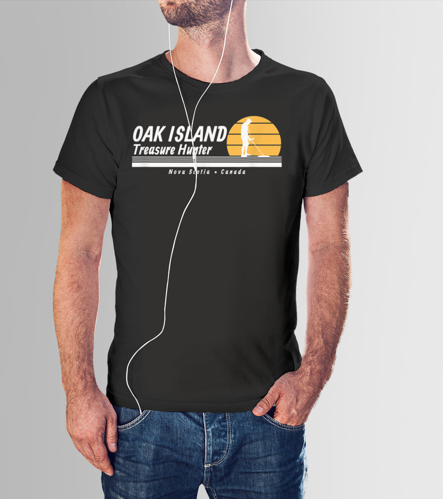 Oak Island Treasure Hunter Nova Scotia Canada Metal Detector Sunset T-Shirt