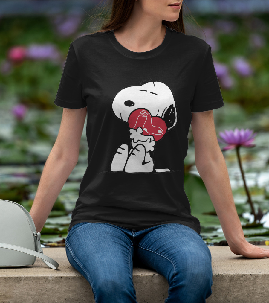 Snoopy Hugging Boston Red Sox T-Shirt