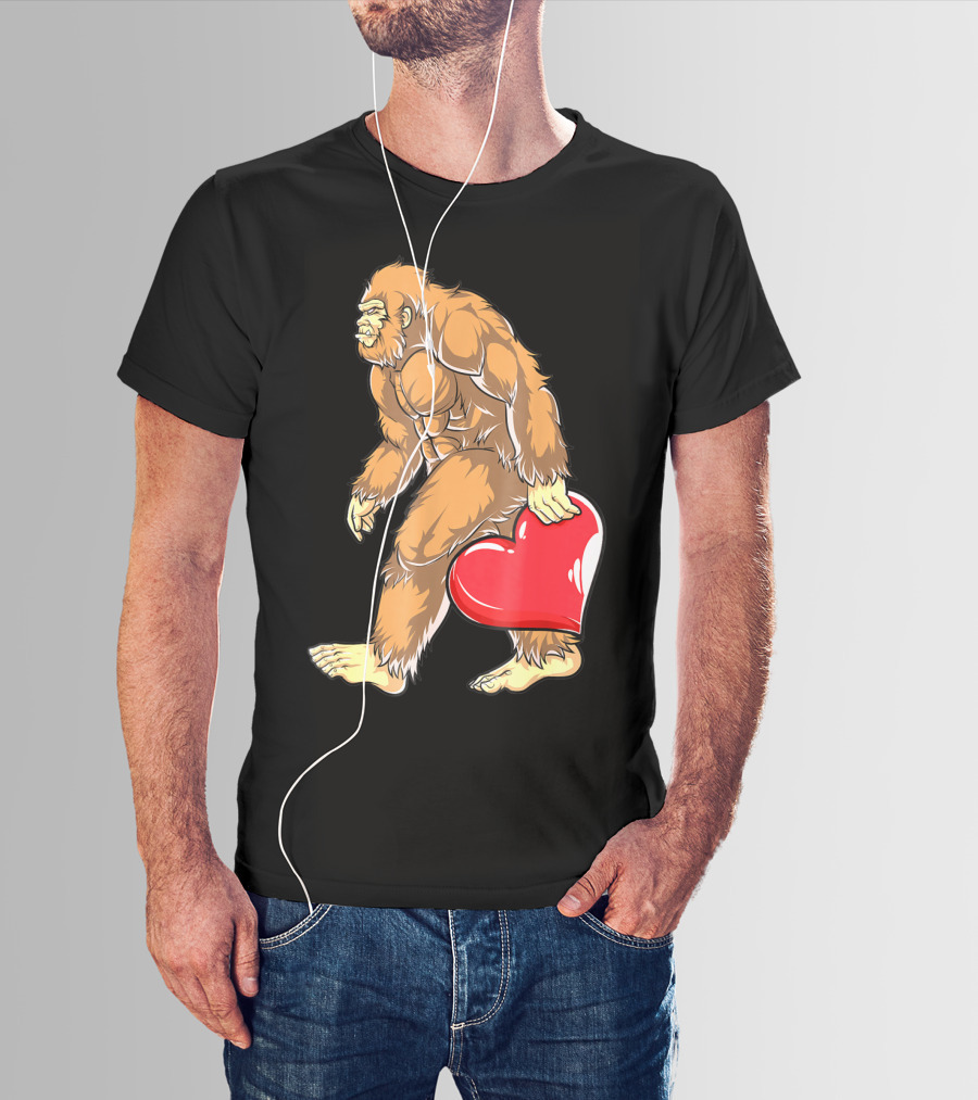 Valentine's Day Bigfoot Holding Heart Sasquatch Love For Men T-Shirt
