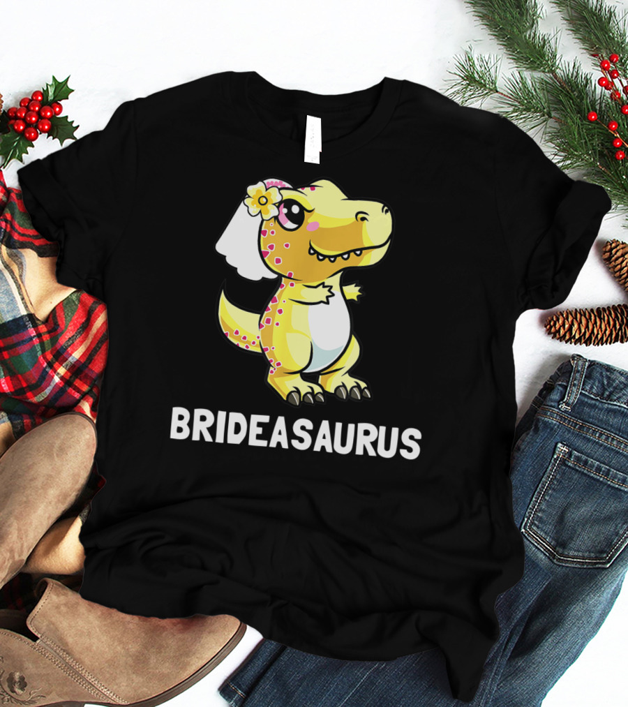 Bridesaurus Dinosaur Wedding Bride In Veil T-Shirt