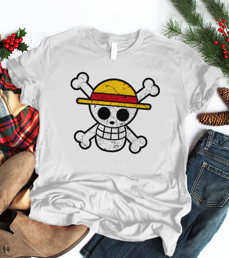 Vintage One Piece Jolly Roger Skull Wearing Straw Hat T-Shirt