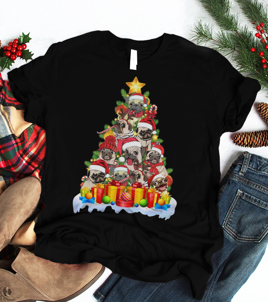 Pug Christmas Tree With Santa Hats And Presents T-Shirt