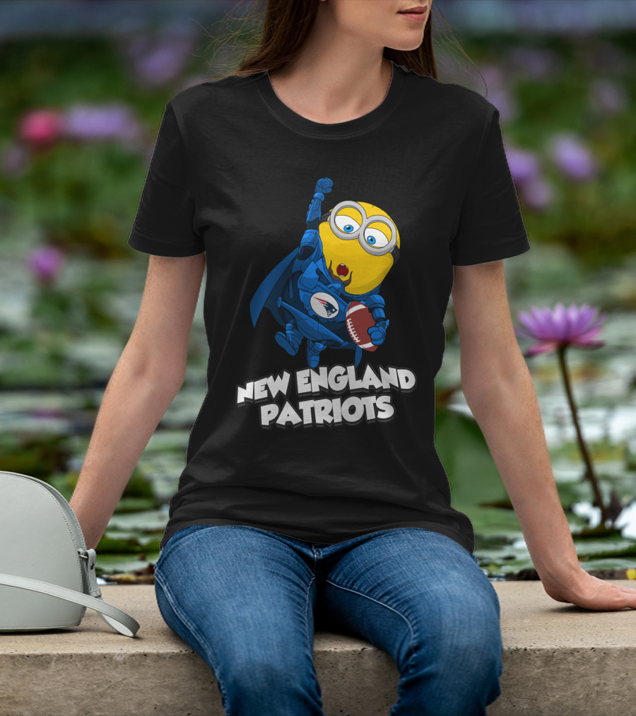 New England Patriots Minion Football Fan Celebration T-Shirt