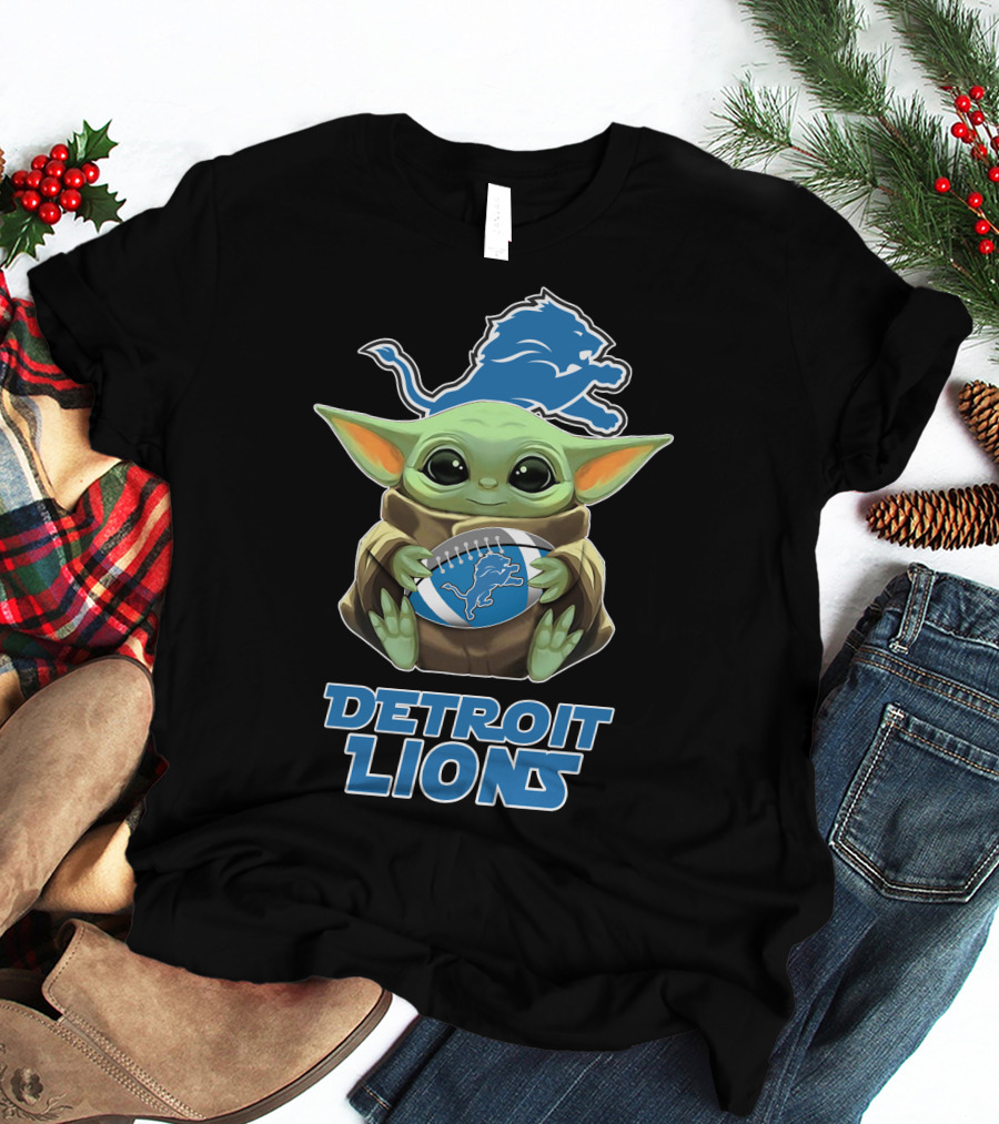 Detroit Lions Baby Yoda Football Fanart T-Shirt