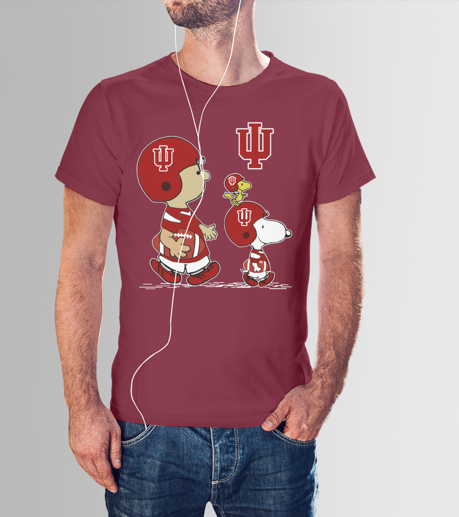 Indiana Hoosiers Snoopy And Woodstock Football Players T-Shirt