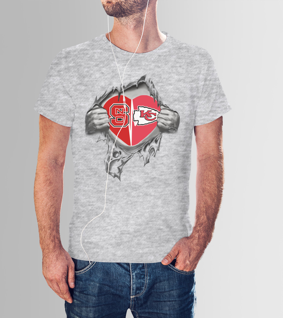 Nc State Wolfpack Heart Vs Kansas City Chiefs Heart T-Shirt