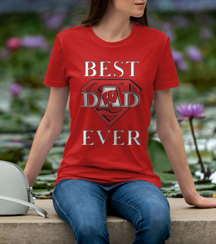 Best Dad Ever Wisconsin Badgers Super Dad Shield T-Shirt