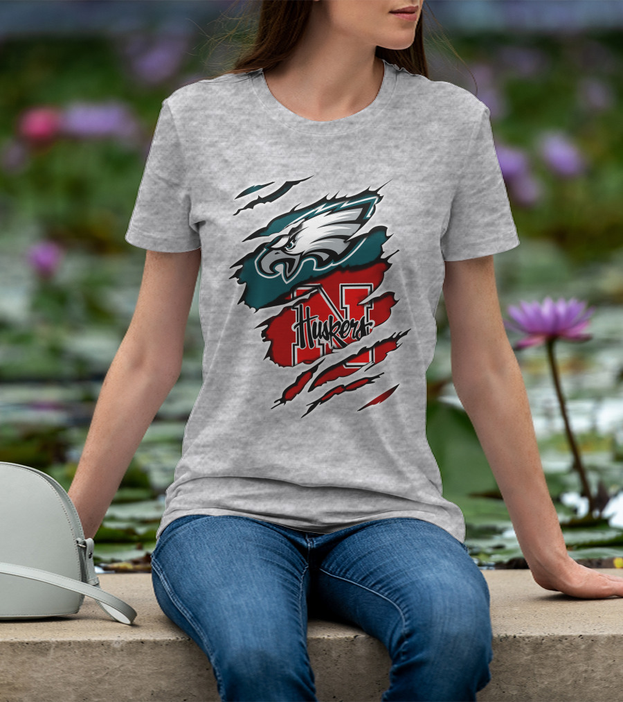 Philadelphia Eagles And Nebraska Cornhuskers Fans Rip And Tear T-Shirt