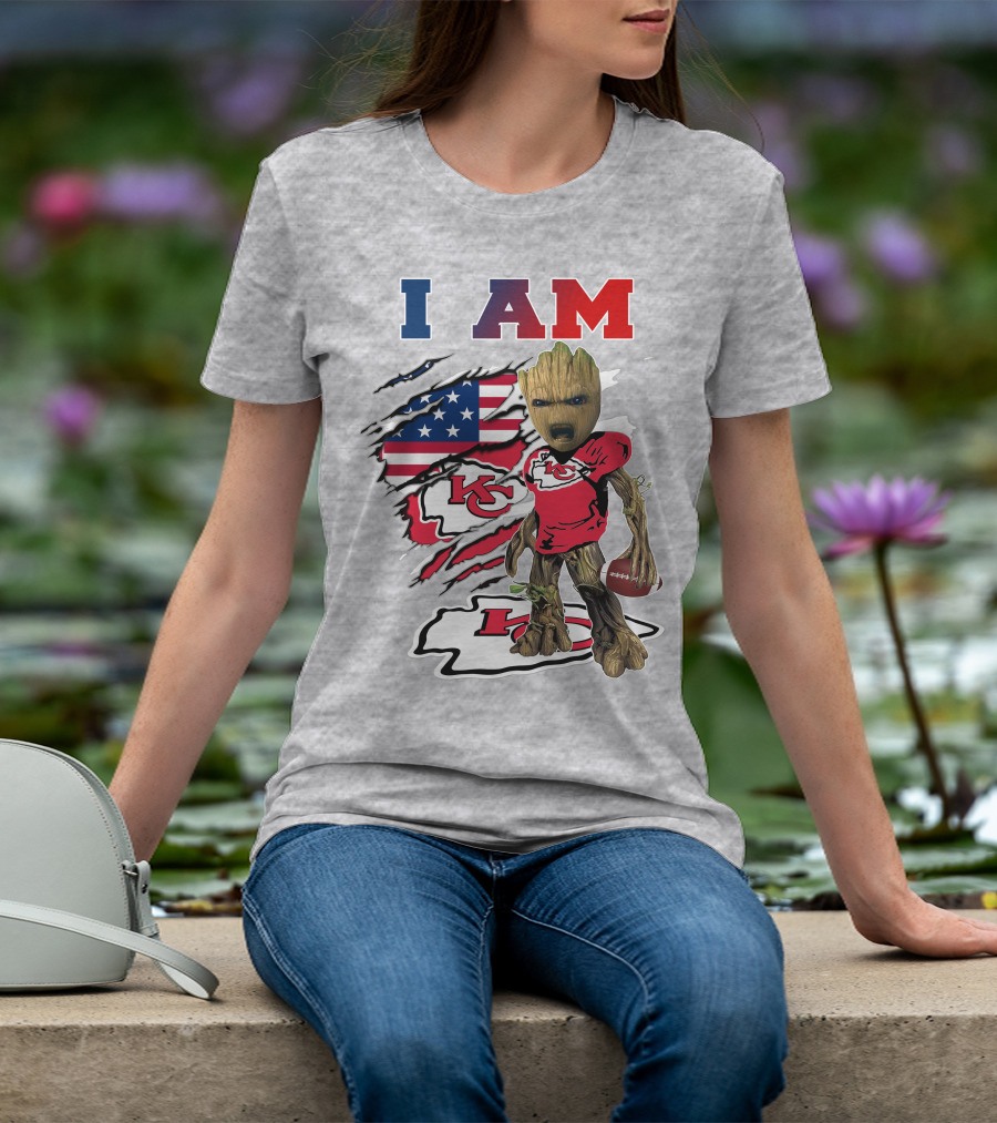 I Am Chiefs Groot Kc Chiefs Football Flag T-Shirt