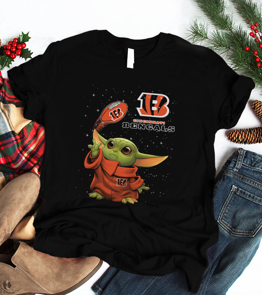 Cincinnati Bengals Baby Yoda Force Powers Football Team T-Shirt