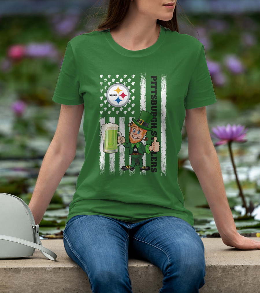 Pittsburgh Steelers Leprechaun St Patrick's Day Shamrock Beer Flag T-Shirt