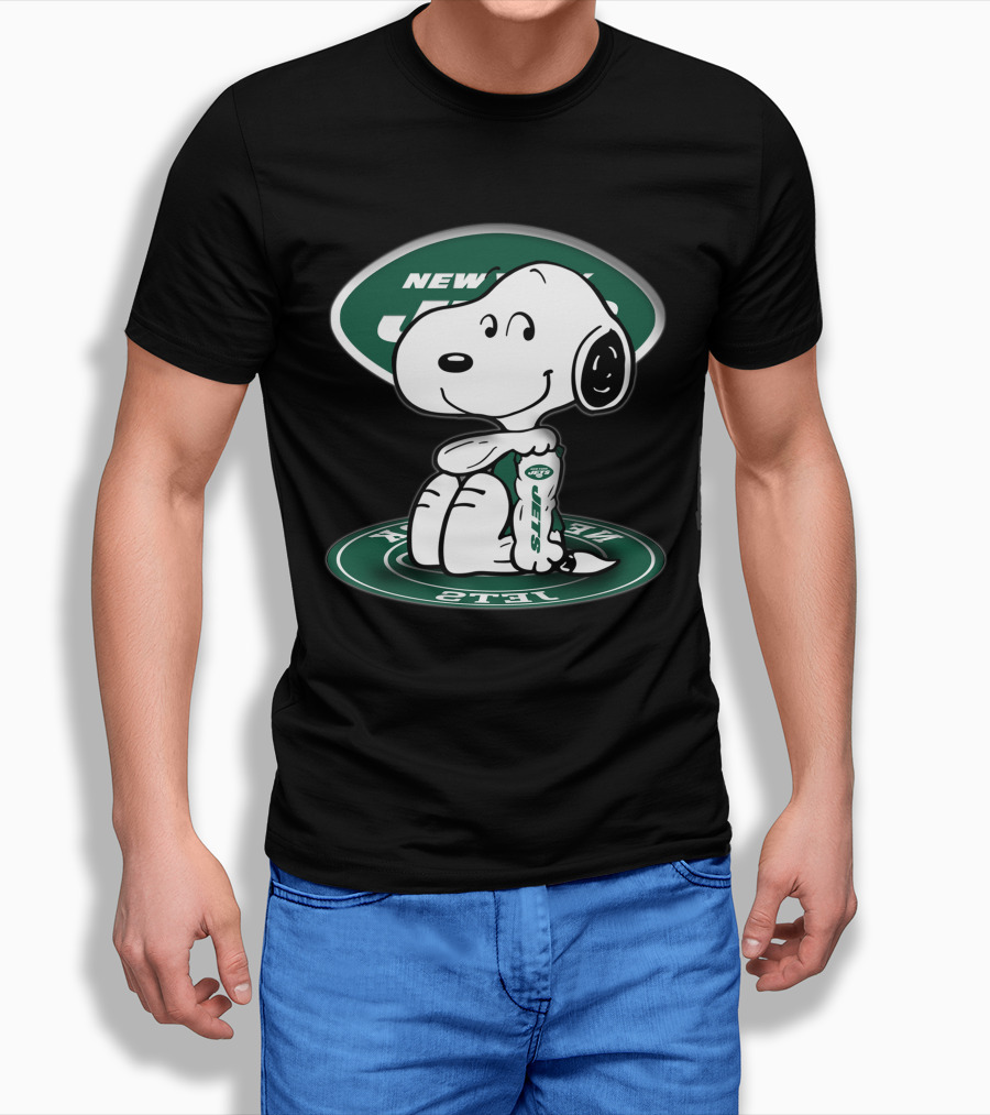 Snoopy New York Jets Football Fan Sitting Pose T-Shirt