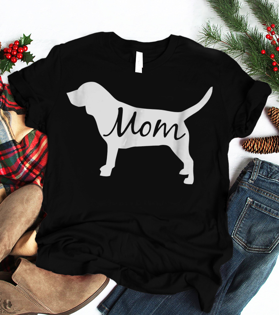 Beagle Silhouette Mom T-Shirt