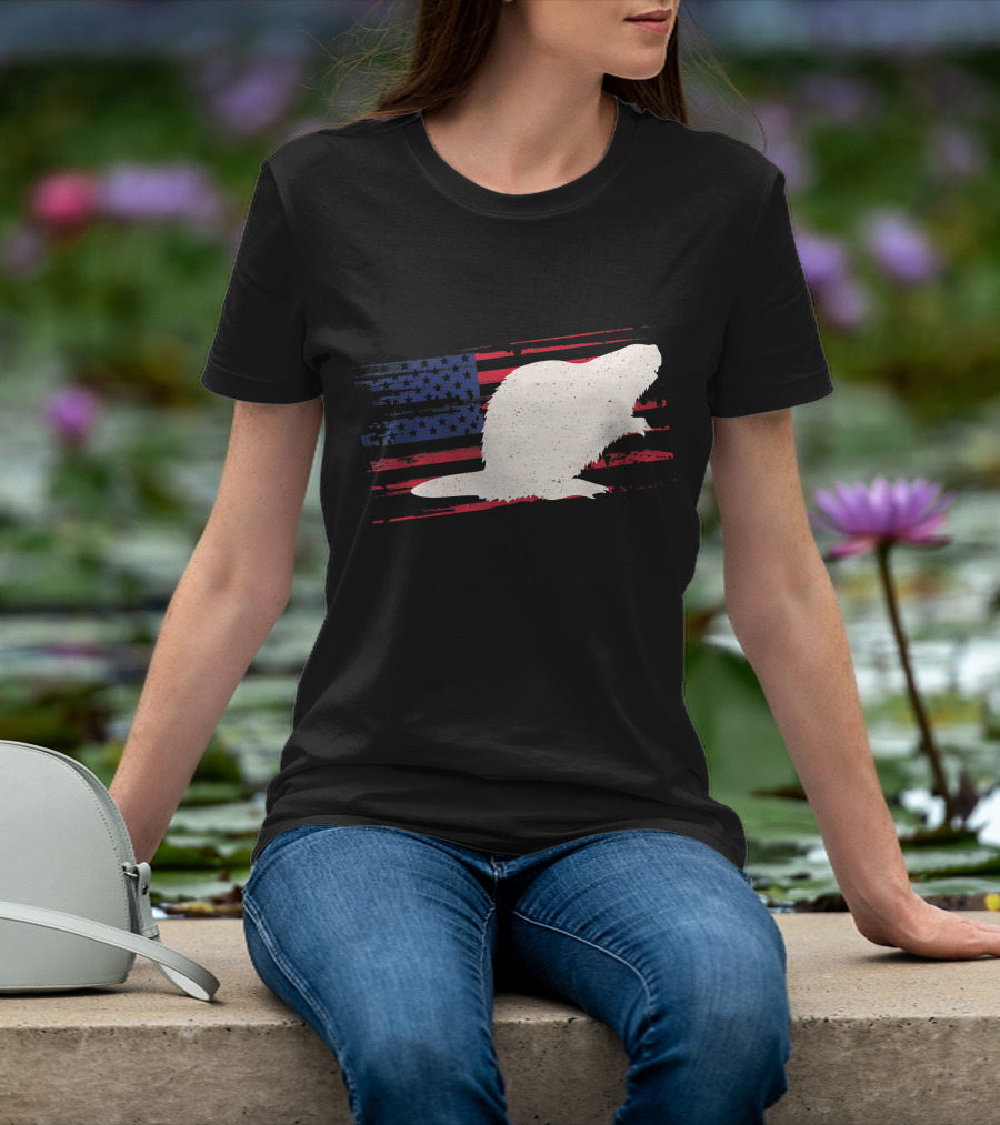 Beaver Silhouette Over Distressed US American Flag Rodent T-Shirt