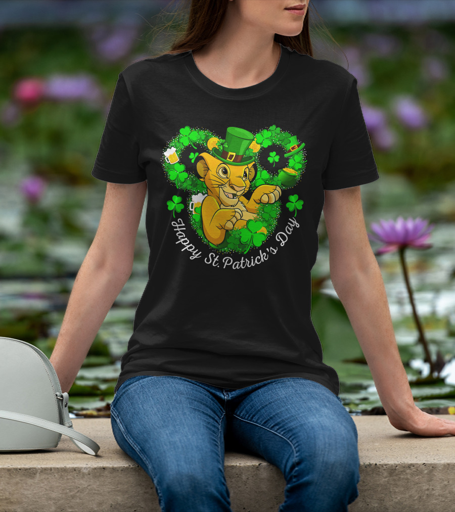 Happy St. Patrick's Day Simba With Clover And Hat T-Shirt