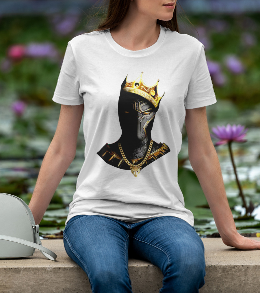 Black Panther King Crown Gold Chain Marvel Style T-Shirt