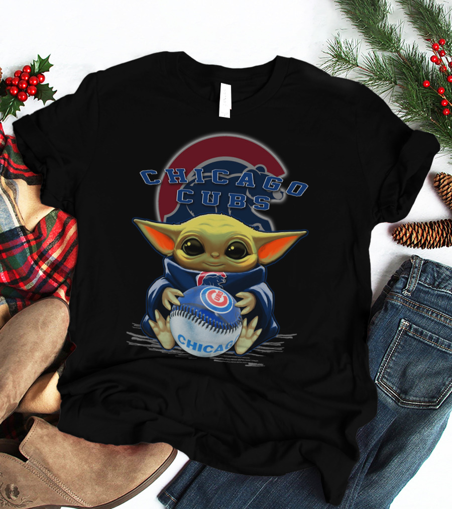 Chicago Cubs Baby Yoda Holding Baseball T-Shirt