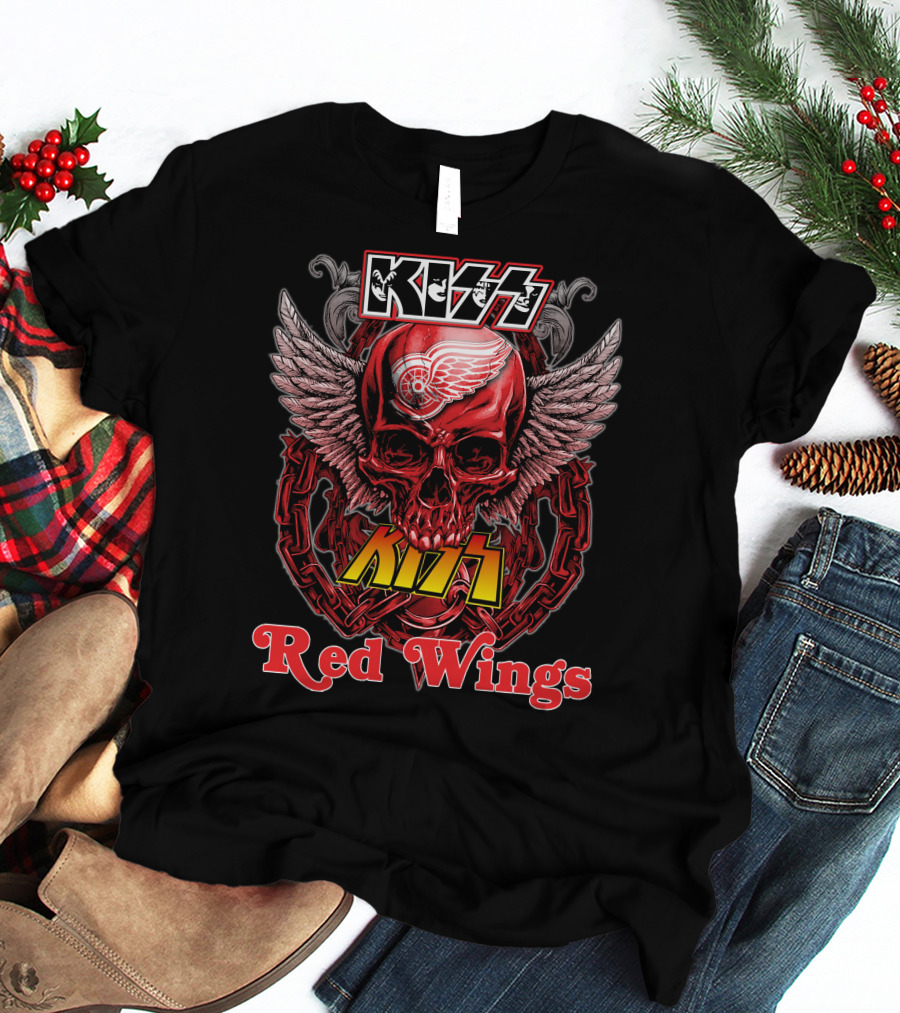 Kiss Detroit Red Wings Skull Wings Chain T-Shirt