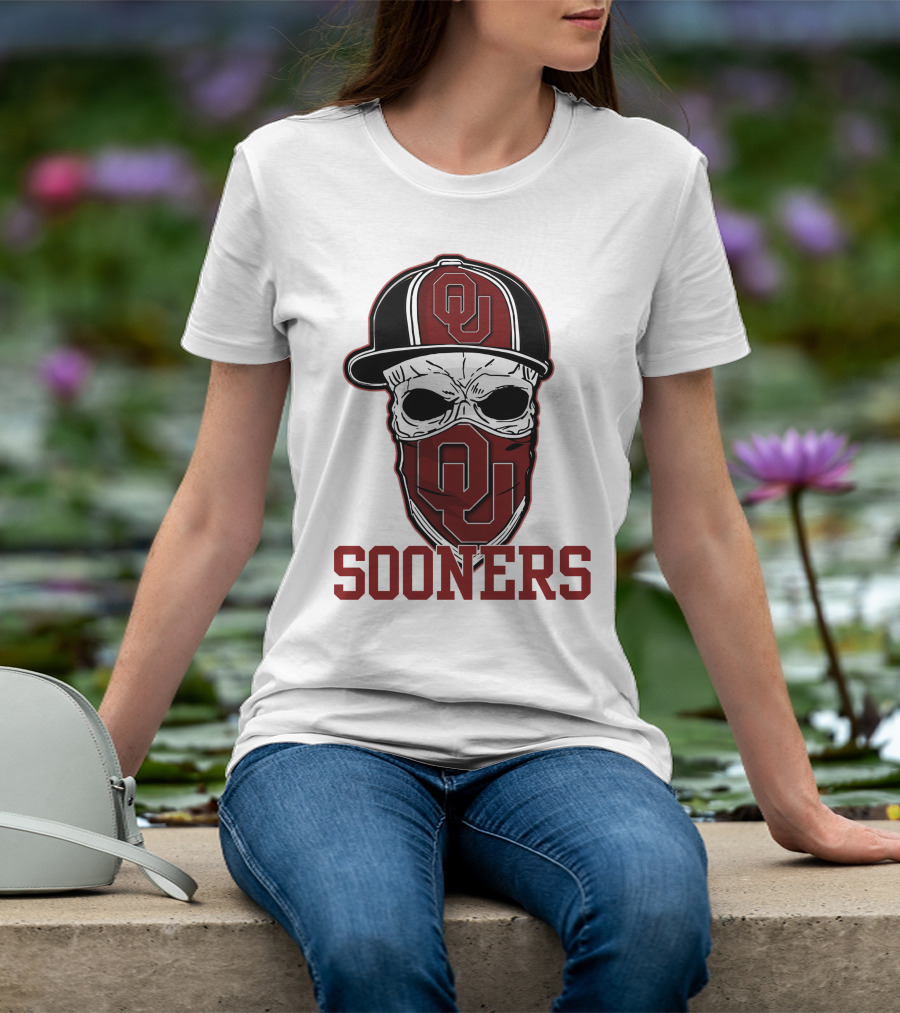 OU Sooners Skull Hat T-Shirt