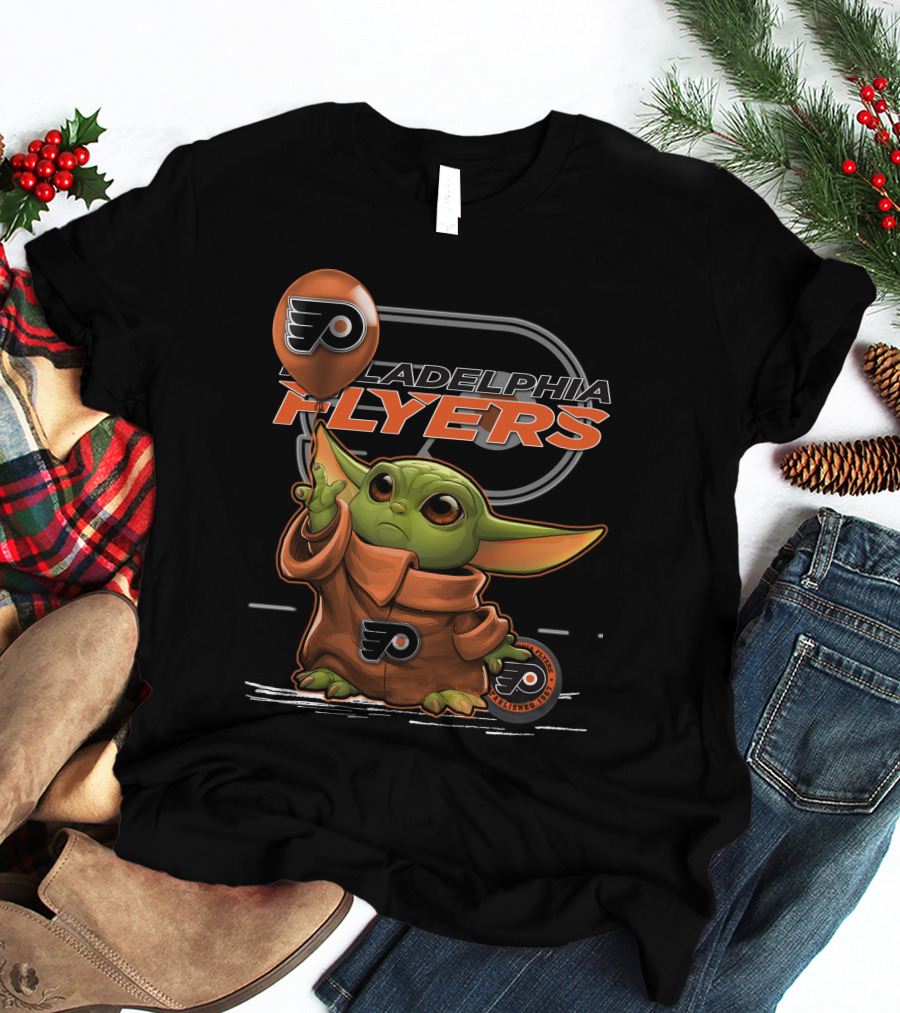 Yoda With Philadelphia Flyers T-Shirt