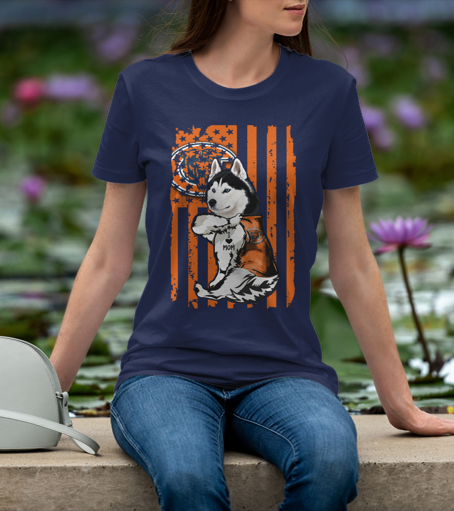 Siberian Husky Chicago Bears I Love Mom Flag T-Shirt