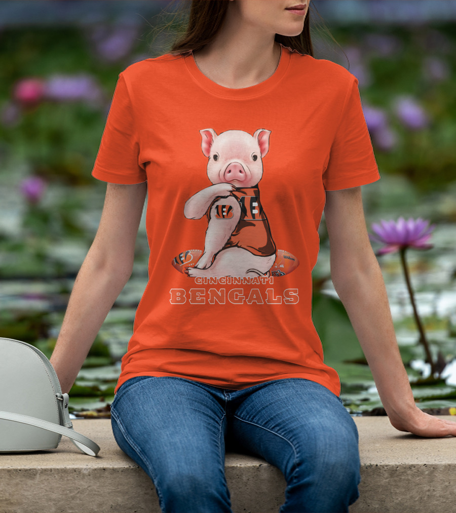 Cincinnati Bengals Pig With Football T-Shirt