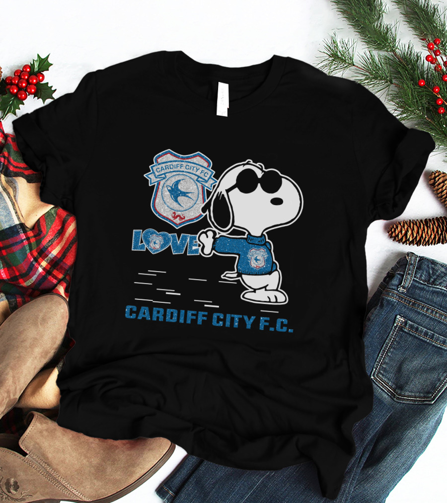 Snoopy Love Cardiff City F.c. T-Shirt