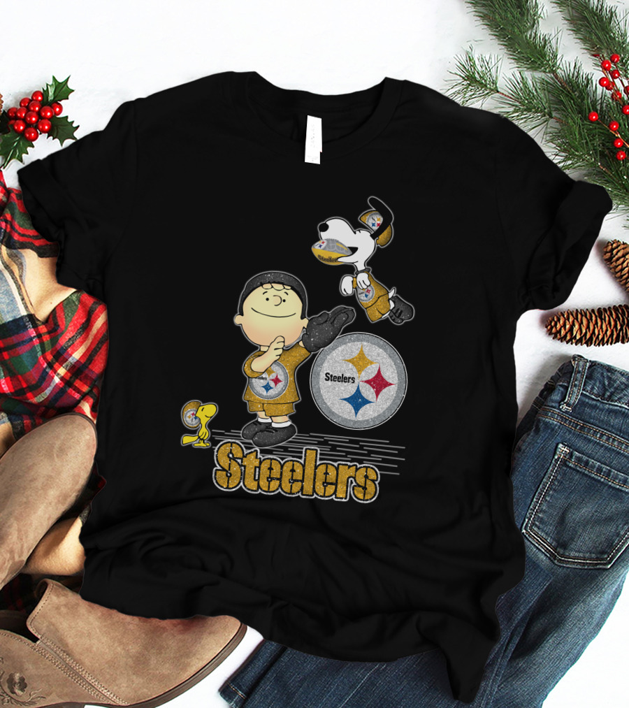Snoopy Steelers Football Peanuts Characters Love Pittsburgh Steelers T-Shirt