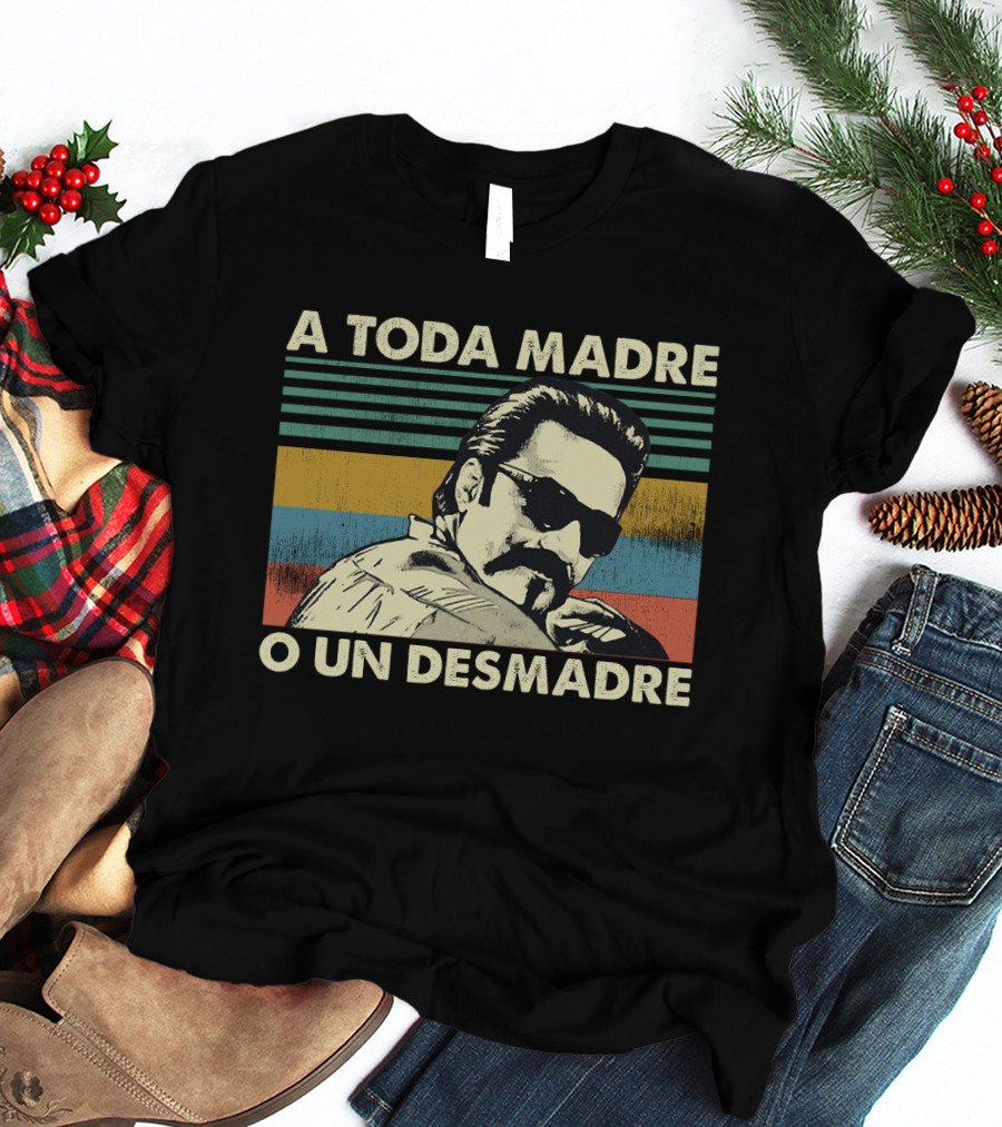 A Toda Madre O Un Desmadre Vintage Retro Stripes Cool Sunglasses T-Shirt